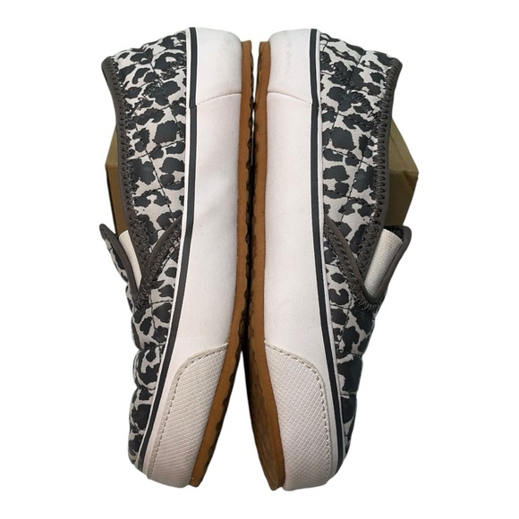 Vans Slip- er 2 Slip-on Comfort Shoes "Snow Leopard" Size Youth 3 - Picture 5 of 15